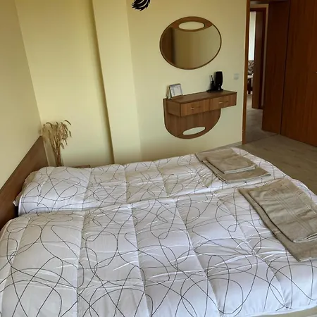 Riviera Sea Apartment Golden Sands